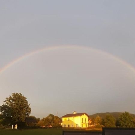 Ferienwohnung Laendlich Und In Seenaehe Schörfling Exteriör bild